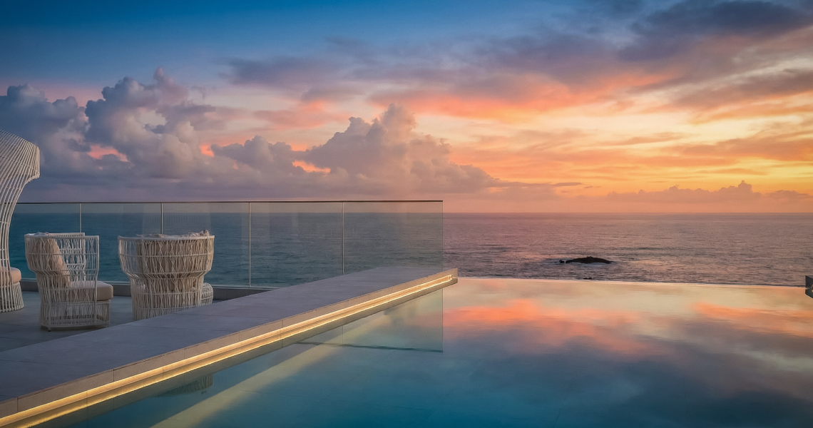 Rooftop Infinity Pool